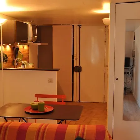 Studio Rue De Montmartre